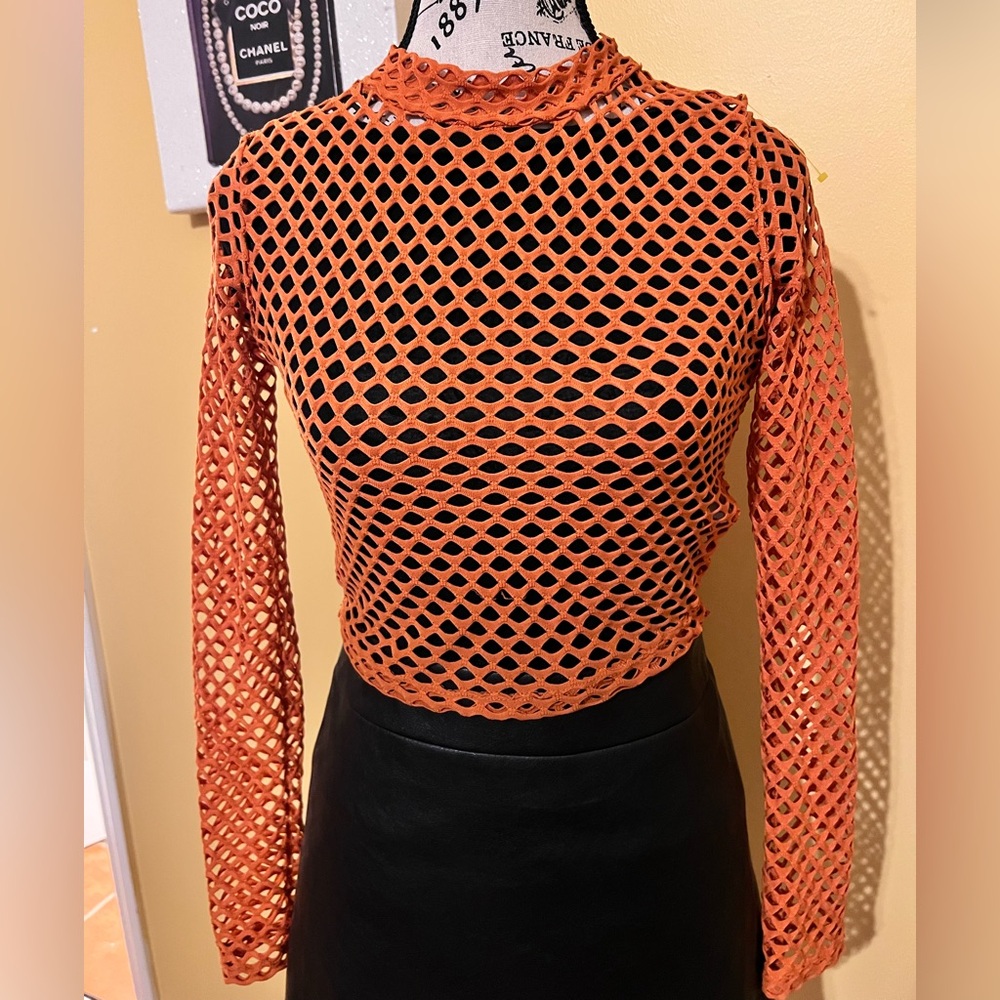 Philosophy vintage Bold Orange Mesh Top super stretch size M